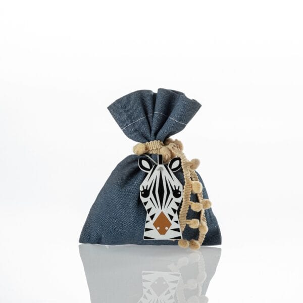 ΠΟΥΓΚΙ ΖΕΒΡΑ