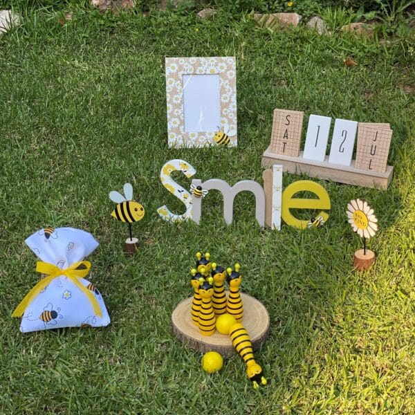 Μπομπονιέρα Μελισσούλα Πουγκί